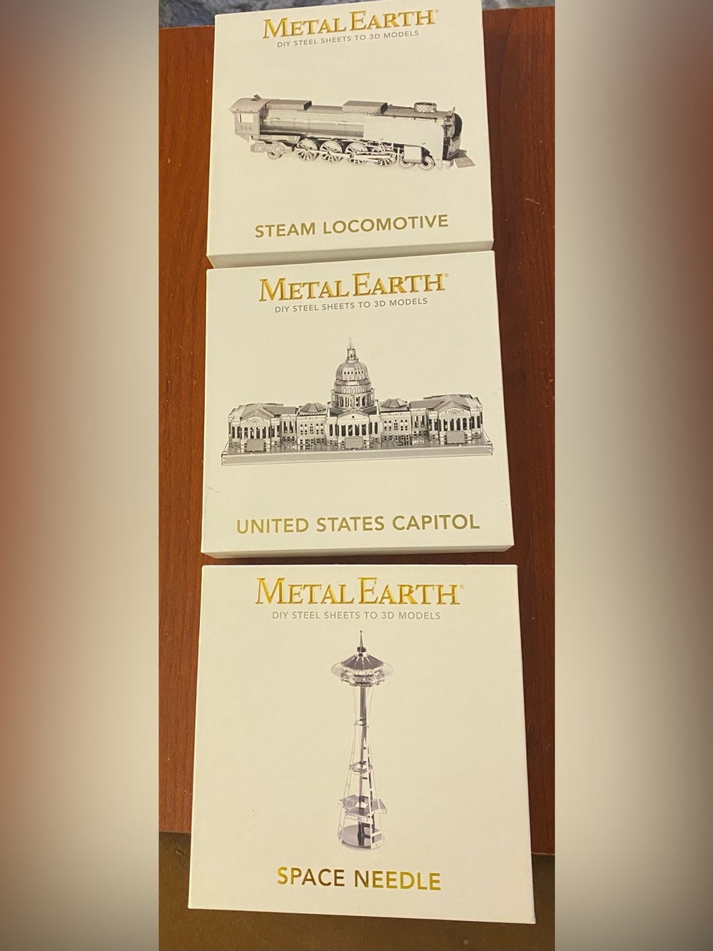 Set of 3 Metal Earth 3D Model Kits - Steam Locomotive, US Capitol, Space Needle